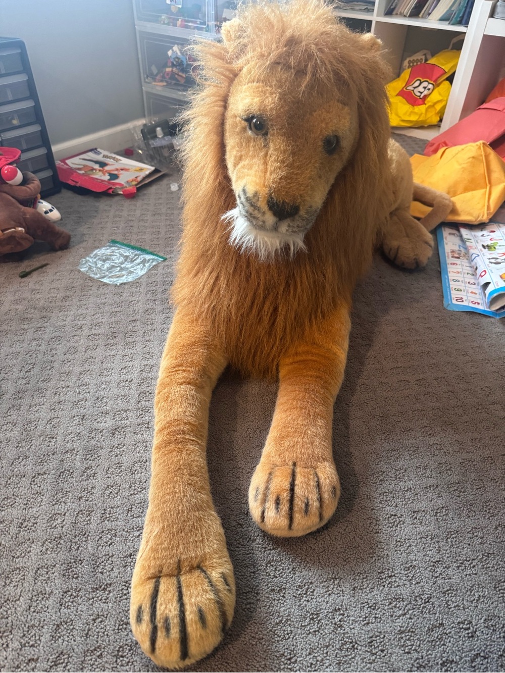 Large Plush Lion Toy with Realistic Mane - Golden Brown